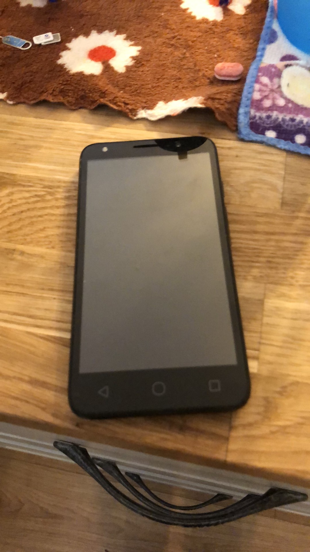 Black Budget Android Smartphone Touchscreen 4.5-5 inch
